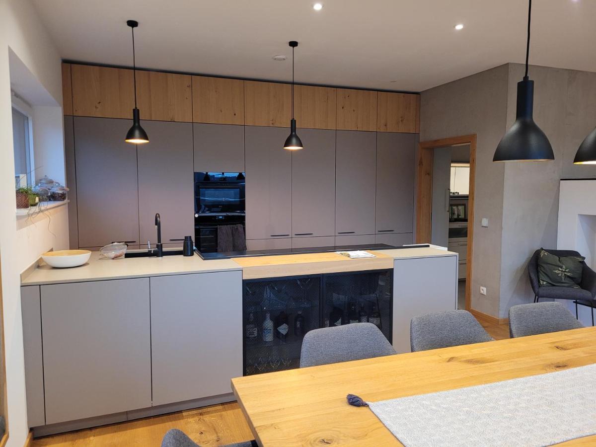Traumhaus In Den Weinbergen - Max 8 Personen - Mit Self-Check-In Sankt Stefan ob Stainz Exterior foto