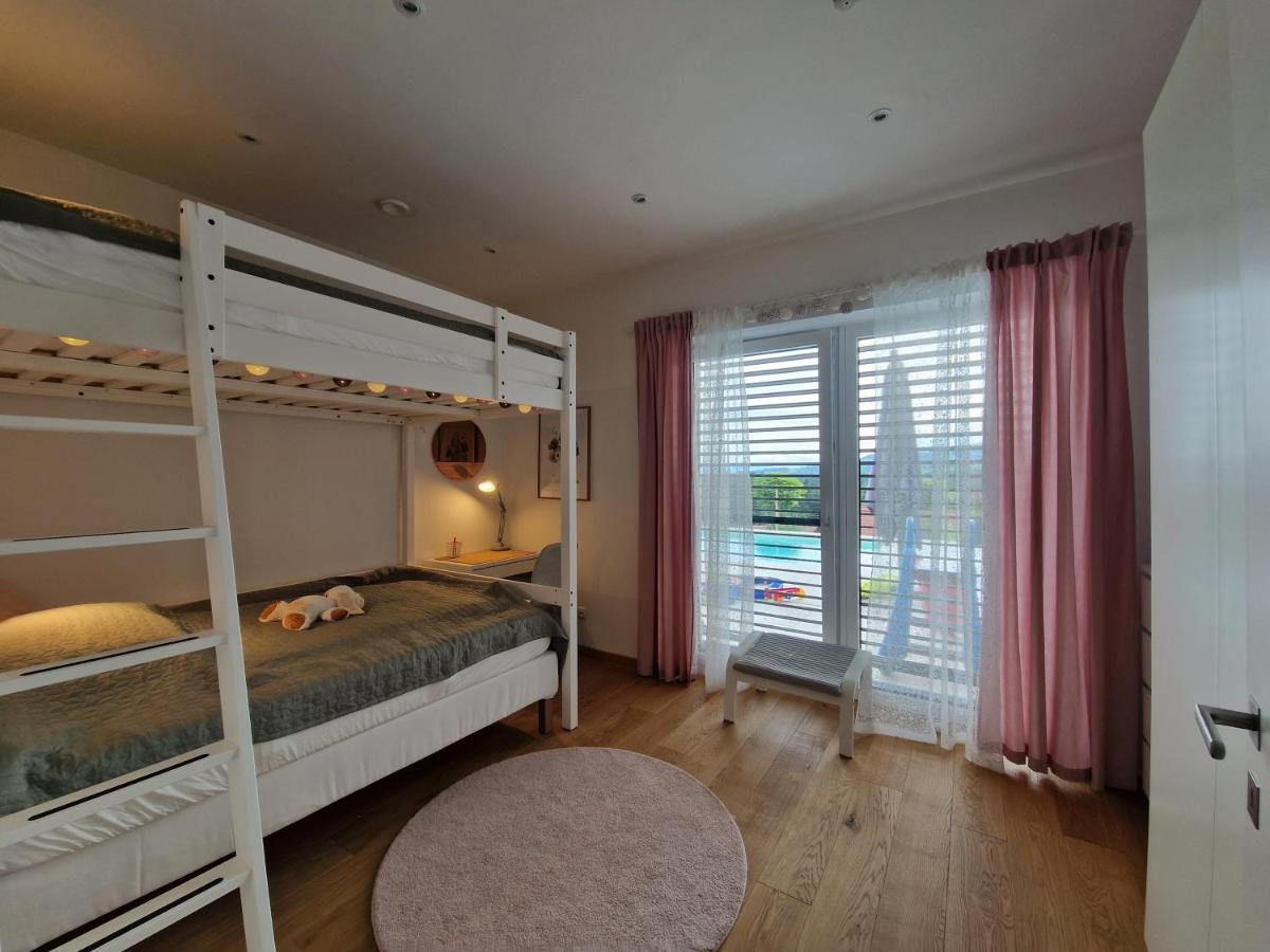 Traumhaus In Den Weinbergen - Max 8 Personen - Mit Self-Check-In Sankt Stefan ob Stainz Exterior foto